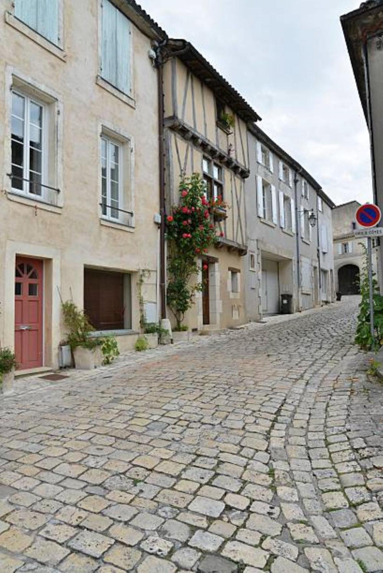 Maison Meire Studios 干邑 外观 照片